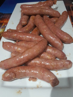 Una foto de Salchichas frescas a la cerveza