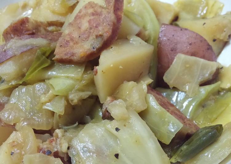 Slow Cooker Smothered Cabbage