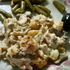 A picture of Easy Potato Mushroom Casserole.
