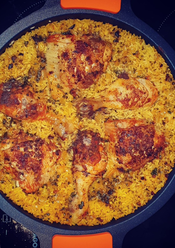 Una foto de Arroz con pollo