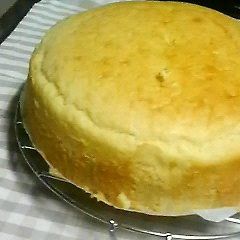 A picture of Fluffy Sponge Cake with Pancake Mix.
