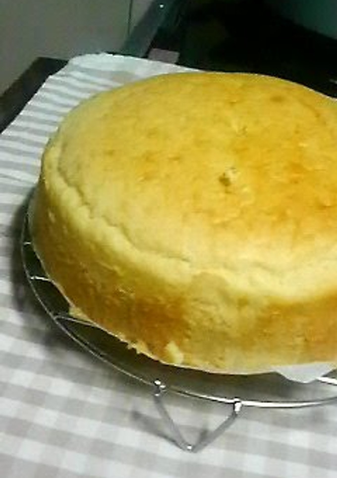 A picture of Fluffy Sponge Cake with Pancake Mix.