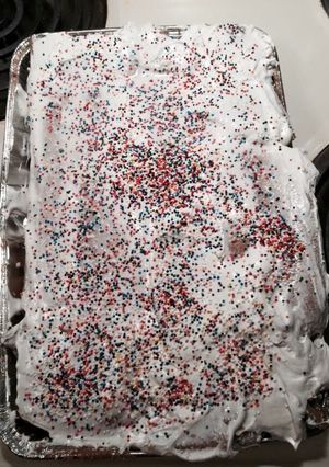 A picture of Vanilla Icing Sparkle Birthday Cake.