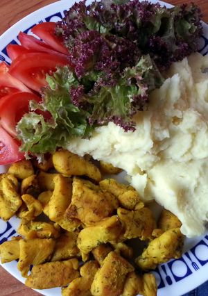 A picture of Chicken Breast with Tumeric (Kurkuma) and Dill.