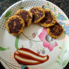 A picture of Moong sprouted cutlet.