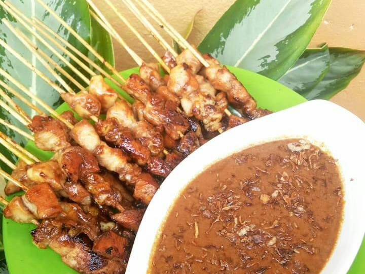 Anti Ribet, Buat Sate saus kacang (Madura) Sederhana Dan Enak