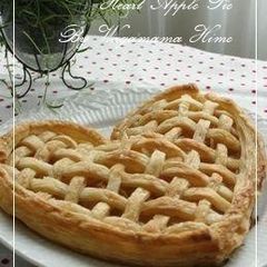 A picture of Heart-Shaped Apple Pie.