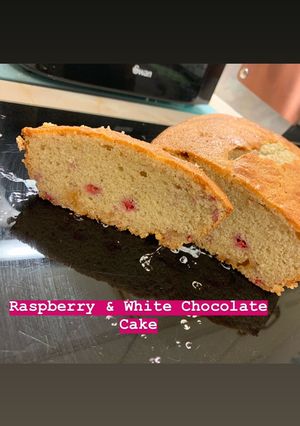 A picture of Raspberry & White Chocolate Cake.