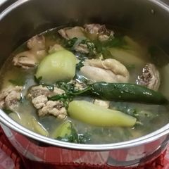 A picture of AMIEs CHICKEN Tinola.