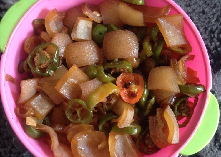 Kikil/Kulit Sapi Cabe Gendot Saus Tiram