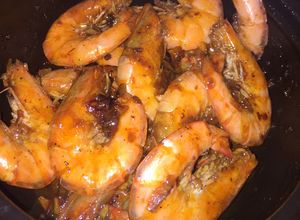 Hình của món Tôm xào sa tế.