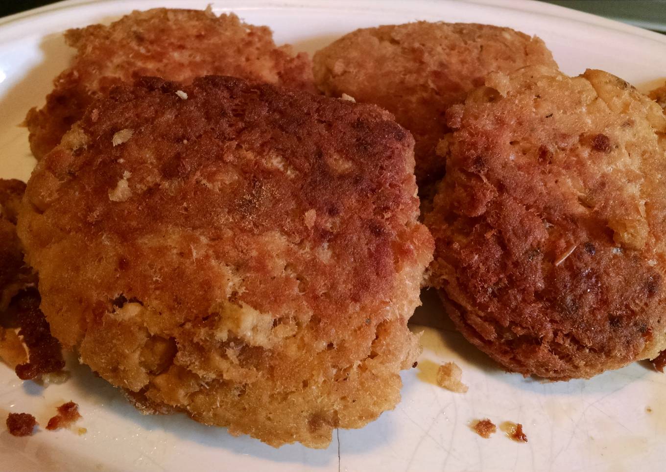 George's Crispy Salmon Patties