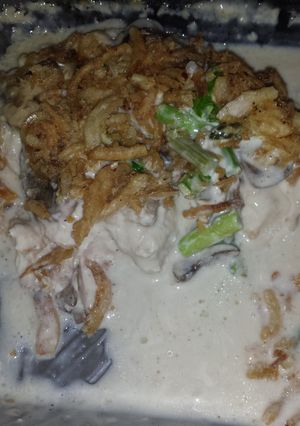 A picture of Asparagus chicken cassarole.