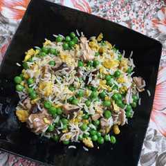 Riso basmati, piselli, funghi e uova-レシピのメイン写真
