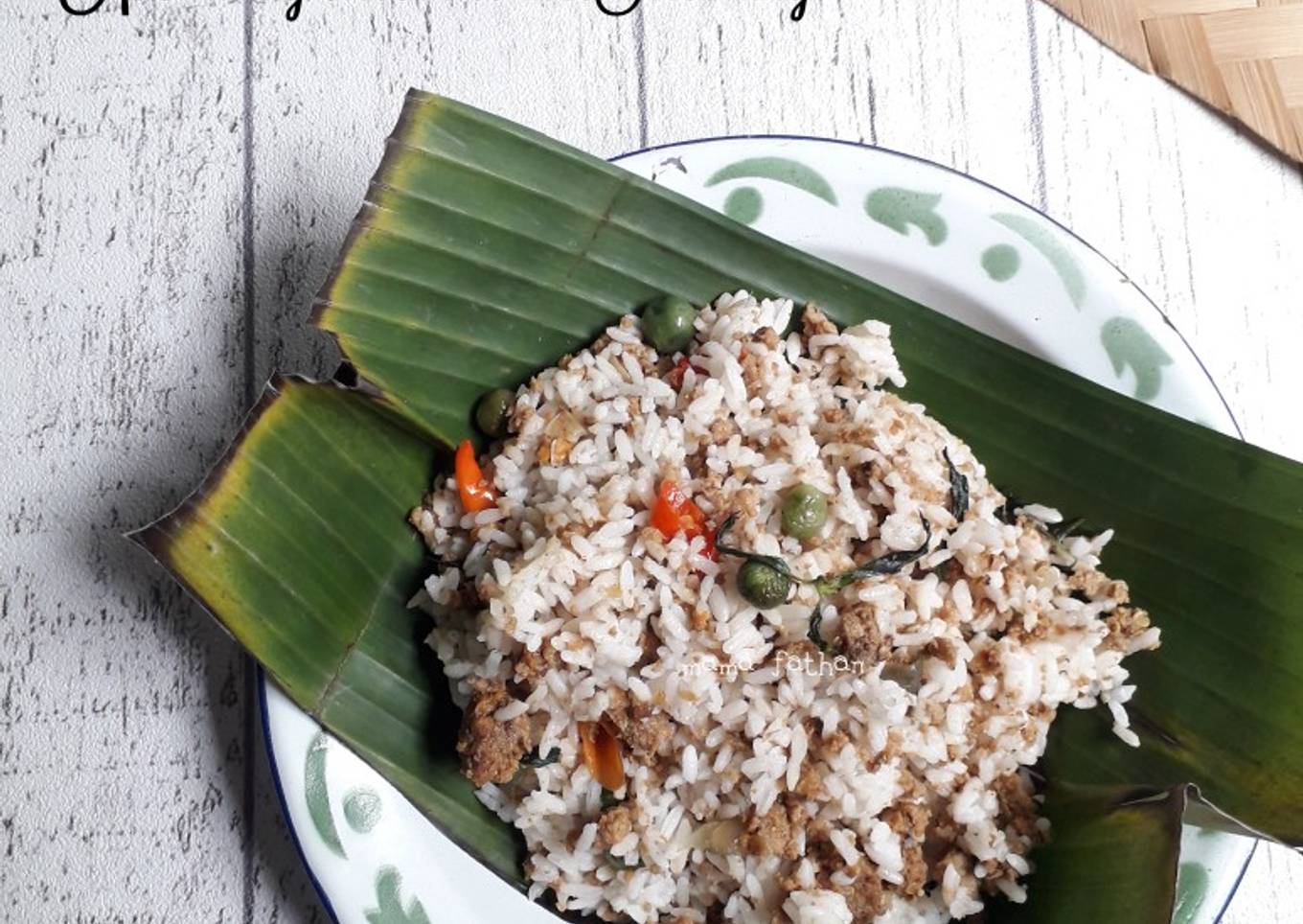 Nasi tutug oncom leunca kemangi