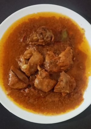 A picture of Chicken Karahi.