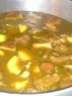 Una foto de Patatas con níscalos y jabalí