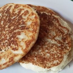A picture of Iz's Vegan Hoe Cakes.