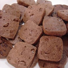 A picture of Done in 10 minutes! Chocolate-Cocoa Cookies.