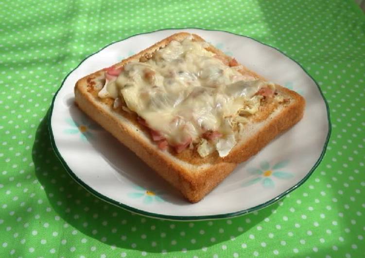 Steps to Make Favorite Yakisoba Flavored Toast