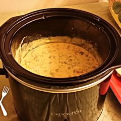 A picture of Queso Con Carne.
