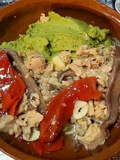 Una foto de Ensalada de conservas