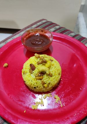 A picture of Lemon rice and chilli Milly sauce.