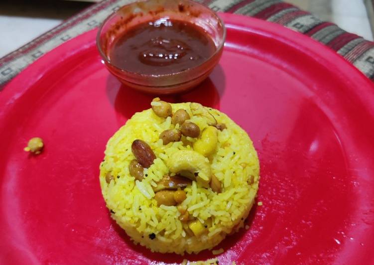 Recipe of Favorite Lemon rice and chilli Milly sauce