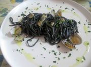 Una foto di ricette con lupini legumi
