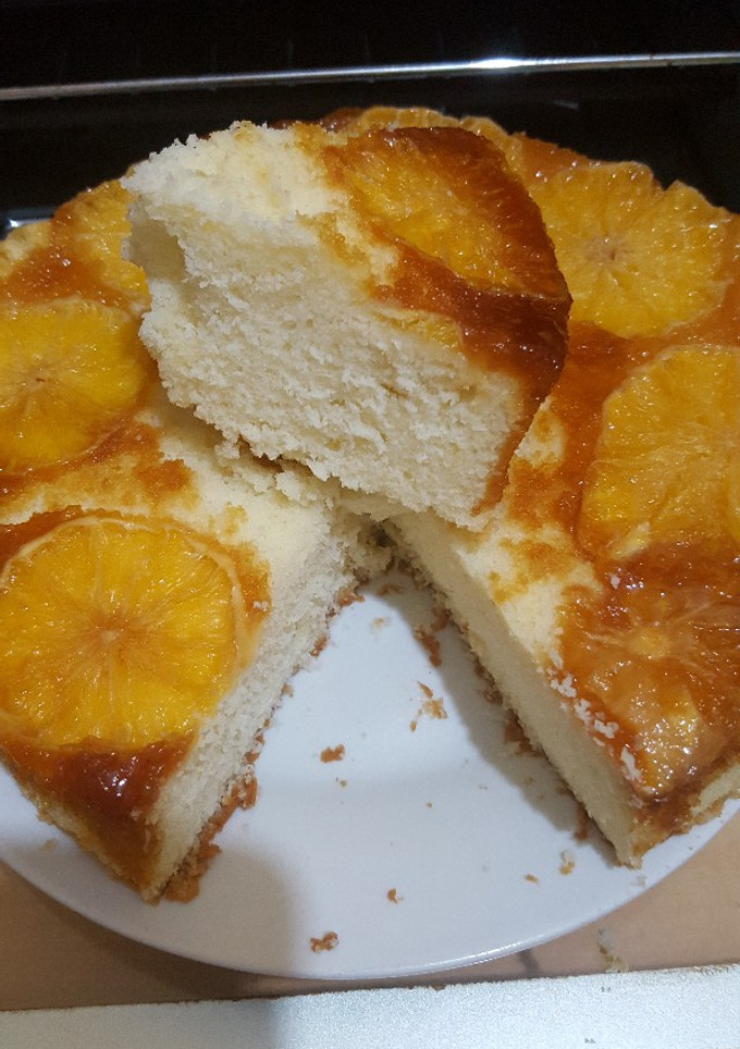 Una foto de Torta invertida de naranja