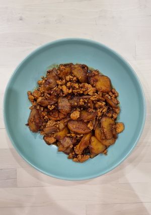 A picture of Potato and Minced Chicken Stew.