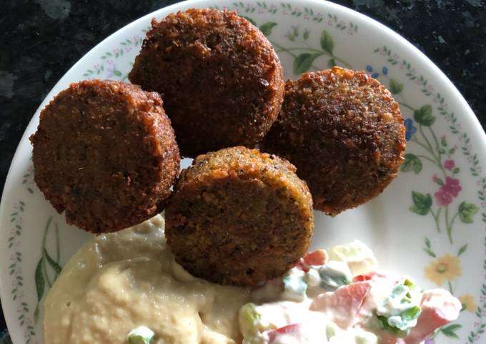 Recipe of Quick Falafel with hummus and tahini salad what 3 recipes yummy