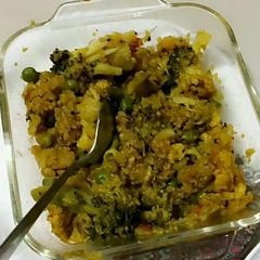A picture of Aloo gobhi.