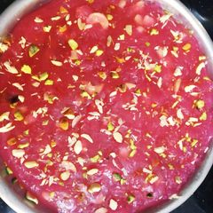 A picture of Karachi Halwa.