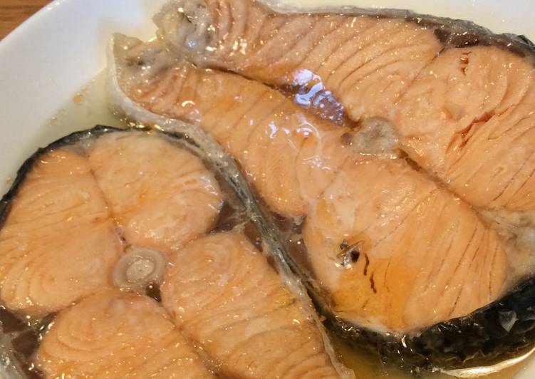 Recipe of Ultimate Watery Steamed Salmon