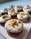 Alfajor gluten free de nuez, naranja y cacao
