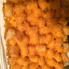 A picture of Mac & Cheese Tater Tot Casserole.