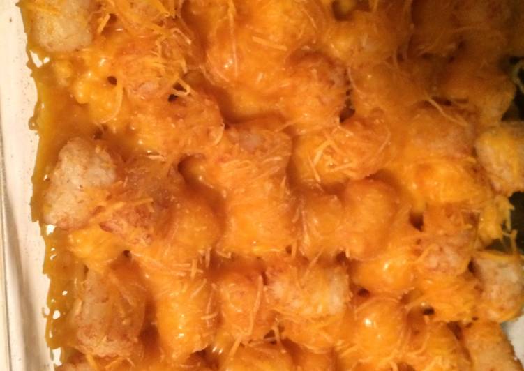 Recipe: Delicious Mac &amp; Cheese Tater Tot Casserole