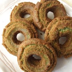 A picture of Superb Old-Fashioned Matcha Doughnuts.