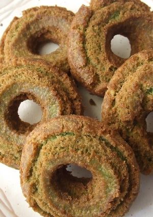 A picture of Superb Old-Fashioned Matcha Doughnuts.