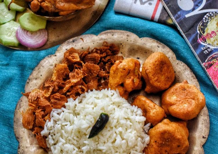 How to Make Super Quick Homemade Cauliflower Pakoras