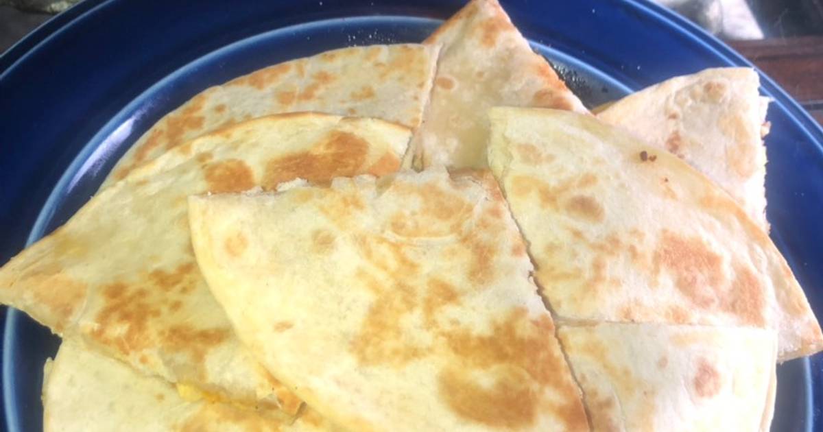 Spicy Breakfast quesadilla 🍳 🧀 🌶 Recipe by Chef Nena Cookpad