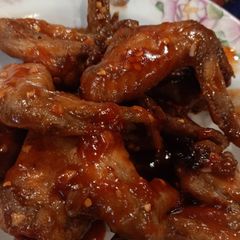 A picture of Red hot wings.