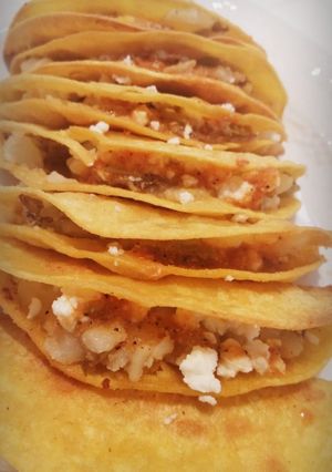 A picture of Ray's Potatoe & Cheesy Tacos.