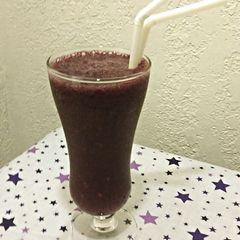 A picture of Razzleberry Smoothie 😋.