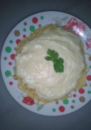 صورة لوصفة سباغيتي بصوص البيشاميل 🍝🍴😋