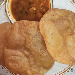 A picture of Aloo Poori Bhandare Wali.