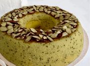 Una foto di ciambellone con i semi