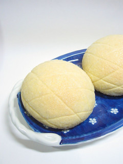 A picture of Melon Bread Cookie Dough.