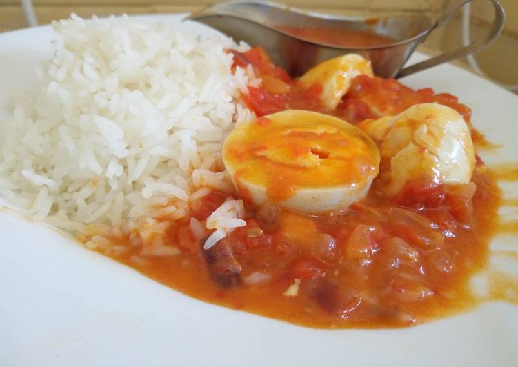 Step-by-Step Guide to Make Ultimate Egg Curry with Rice